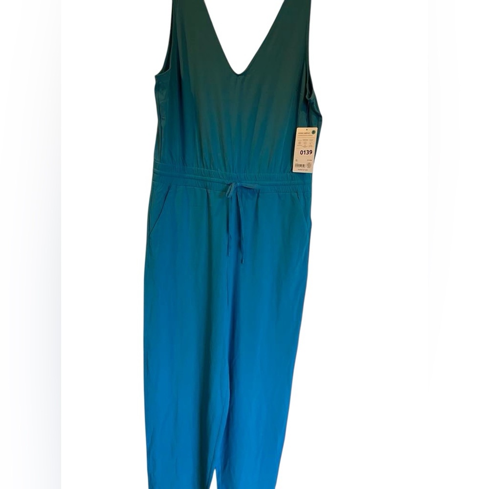 NWT Athleta avenue jumpsuit BLUE Size:L